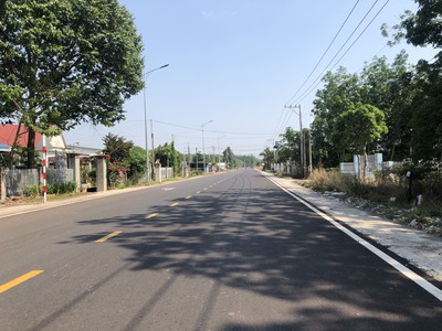 Bán sào đất 1.000 m2,thổ cư sẳn liền kề,giá 195 triệu, dân cư hiện hữu sầm uất 1