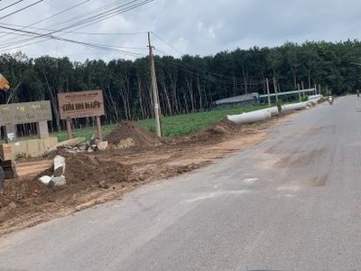 Bán sào đất 1.000 m2,thổ cư sẳn liền kề,giá 195 triệu, dân cư hiện hữu sầm uất 3