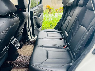 Bán xe Subaru Forester 2.0i-S Eyesight 2022, màu trắng. 8