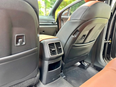 Bán xe Kia Sportage 2.0D Signature 2023, số tự động, màu đen. 17