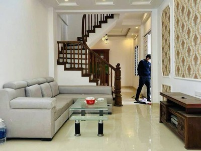 Gần HXH Thích Quảng Đức P5 Phú Nhuận 4 tầng kết cấu 30m2 chỉ còn hơn 4 tỷ 0