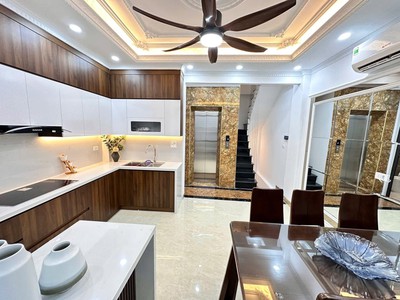 Bán nhà mặt phố 318 Tây Sơn Đống Đa, Thang máy 7 tầng giá nhỉnh 14 tỷ 2