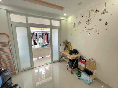 Chung cư 10A Trần Nhật Duật, Tân Định, Q1: 75m2, 2pn, ban công 12tr5 0