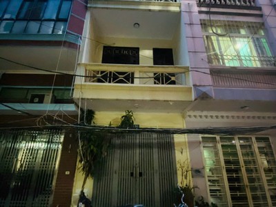 Chính chủ cho thuê nhà 3 tầng tại khương trung, thanh xuân, hà nội 0