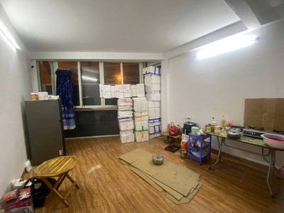 Bán nhà mặt phố võ chí công   49m , 5 tầng, mặt tiền 7.8m, sổ đỏ chính chủ 2