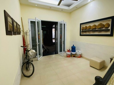 Chính chủ cho thuê nhà 3 tầng tại khương trung, thanh xuân, hà nội 1