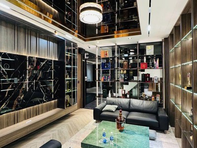 Hơn 17tỷ -siêu hott.t  mặt tiền mới sang đẹp đoạn sung túc ba tháng hai 4tầng 81m2 1