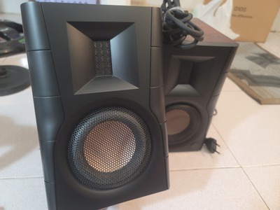 Loa Swan D100 xinh, ngoan, còn thơm mùi hộp like new 99 1