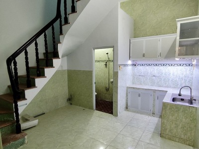 Bán nhà mới  4.2 tỷ, hxh, 2 tầng, sát mặt tiền, hoàn công đủ, ngay trường chinh,tân phú 1