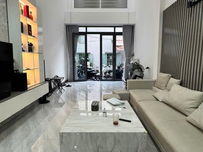 Ty   tt quận 5,7 pn cao cấp,nhà mới 5 lầu,68m,hxh gần mặt tiền an bình, vào ở ngay. 2
