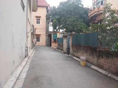 Bán đất tặng nhà võng la 184m2, c4, mt8.6m, 12.8 tỷ, đông anh 4