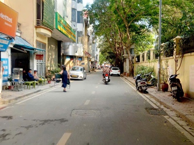 Phân lô nguyễn văn huyên, cầu giấy, ngõ thông, 2 thoáng, ô tô tránh, vỉa hè, chỉ 27.8 tỷ 0