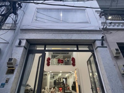 Ty   tt quận 5,7 pn cao cấp,nhà mới 5 lầu,68m,hxh gần mặt tiền an bình, vào ở ngay. 3