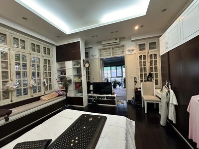 Bán nhà đội cấn   văn cao 50m, 5 tầng mặt tiền 6m 10 tỷ có tl 1