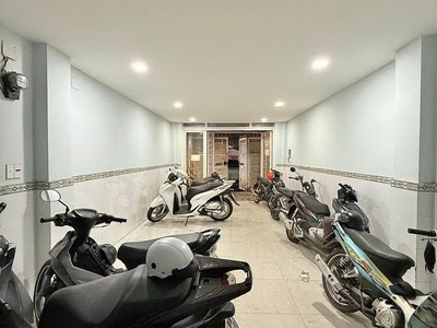 Bán nhà gò vấp hẻm 8m 5 tầng 4,5 18 dương quảng hàm f5 8,xtỷ 4