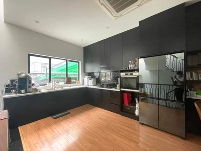 Hai mặt tiền dương bá trạc ngang 6m bề thế xây dựng 7 tầng 2