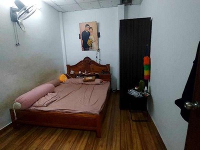 Bán nhà c4 ttn01,q12   230m  - 3.2 tỷ - xe hơi ngủ trong nhà 4