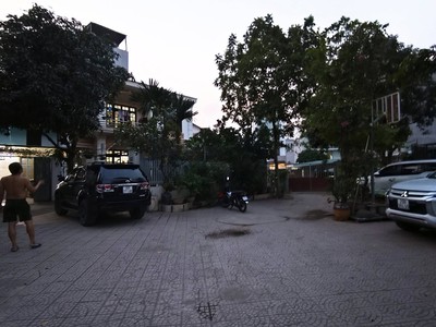 Ngọc thụy 33 tỷ 170m biệt thự view hồ,vỉa hè ô tô,long biên hà nội 1