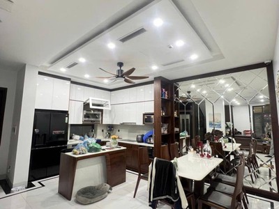 Vip - biệt thự mới cực đẹp khu kim đồng, yên tĩnh, thoáng mát, thang máy nhập khẩu, nội thất xịn 2