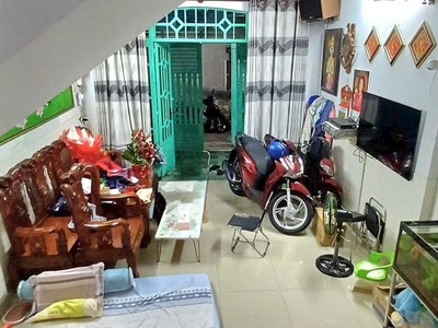 Bán nhà chính chủ lâu năm- giá bao đầu tư- nhà đẹp- vị trí đẹp  - ngay công viên làng hoa- p.8 - gò 3