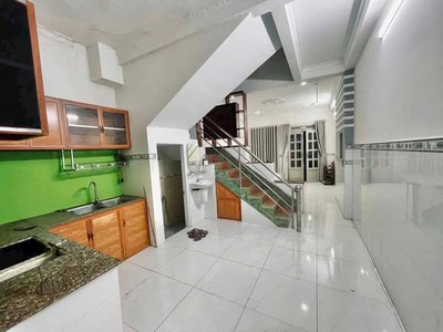 Nhà hẻm 3m chuẩn sát mặt tiền - p11 gv sát ngay khu vip cityland. 1