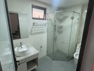 Trung tâm hai bà trưng - nhà mới - lô góc - ngõ thông - vừa ở vừa kinh doanh giá chỉ: 6.2 tỷ - 3