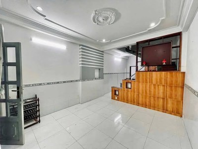 Nhà hẻm 3m chuẩn sát mặt tiền - p11 gv sát ngay khu vip cityland. 2