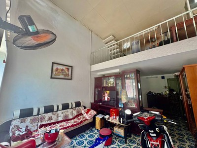 Bán đất tặng nhà cấp 4 hẻm oto phước hải, nha trang 0