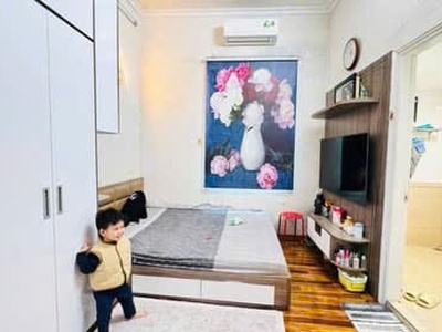 Bán nhà quán thánh 110m 4 tàng mặt tiền 5.4m 3 thoáng gàn hồ giá 36 tỷ 0336212066 0