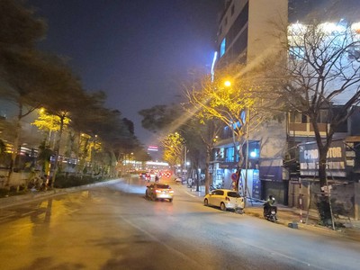 Bán nhà mặt phố võ chí công   49m , 5 tầng, mặt tiền 7.8m, sổ đỏ chính chủ 1