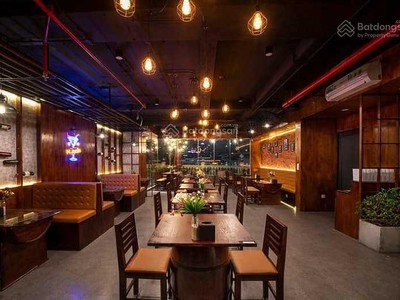 Lô góc 2 mặt phố tô ngọc vân, tây hồ 200m2, mt 15m, ô tô dừng đỗ, vỉa hè kinh doanh sầm uất 90 tỷ 1