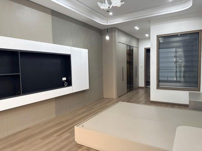 Bán nhà đẹp chu huy mân- lô góc - ô to - kinh doanh- thang máy - 65m nhỉnh 13tyr  thương lượng 2