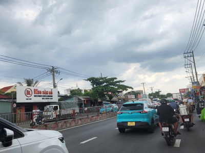 Hiếm - Bán nhà ngay quốc lộ 13 cũ phường hiệp bình phước 130m2 chỉ 5 tỷ 0