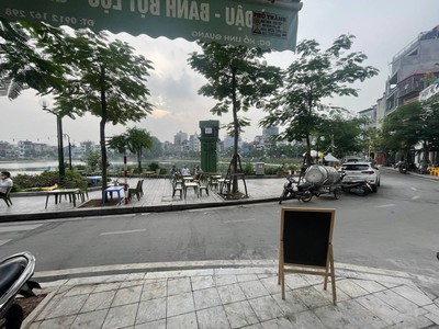 Bán nhà mặt hồ linh quang. đống đa. 74m2 3 tầng giá 23 tỷ- vỉa hè 2 bên kinh doanh bất chấp.-  ôtô 1