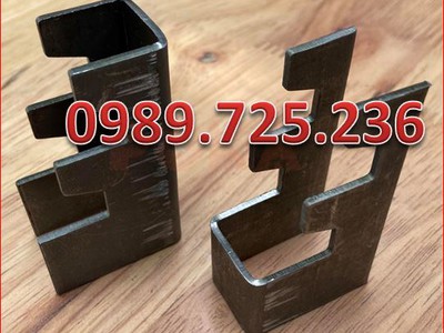 Cánh sử dụng ngàm âm dương 25x50 , pát sắt âm dương 25x50 0