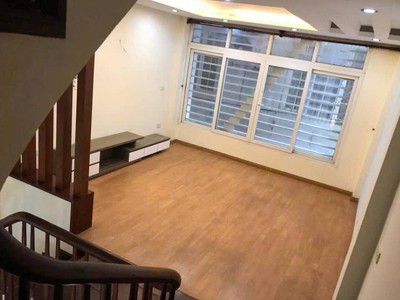 Bán gấp hoàng ngân, cầu giấy, vị trí đẹp kinh doanh cực tốt, 42m2 5 tầng 11 tỷ. 3