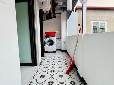 Nhỉnh 5 tỷ có ngay nhà đẹp lung linh - 5 tầng trung tâm hai bà trưng - sát phố ô tô gần - ba gác đỗ 4