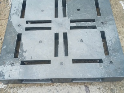 Xả kho pallet nhựa giá cực hấp dẫn- số lượng có hạn 2
