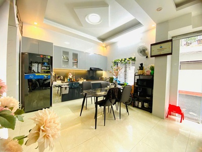 Bán nhà thiên lôi, 45m 4 tầng, lô góc, ô.tô đỗ cửa cả ngày, giá 4.65 tỉ 3
