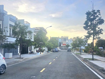 Lô duy nhất tốt nhất gói 2 - vừa đường lớn   đường số 3  vừa có giá cực rẻ- cơ hội hiếm có. 4