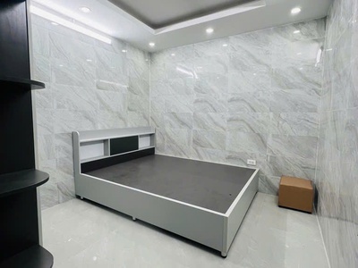 Bán căn hộ tập thể tầng 1 ở phố Hoàng đạo thành, Thanh xuân 4