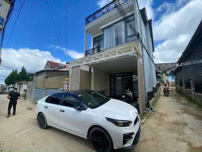 Bán nhà phường 7 đà lạt - 6,8 tỷ - nhà hai mặt tiền đường, đường trước nhà 5m gần ủy ban 4