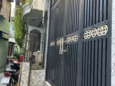 Chủ ngộp giá nên nhiệt bán - víp nha khu quận 4 kiếm nhà hơn 4 tỷ mà đẹp thì khó - nhà 4 tầng gần 2