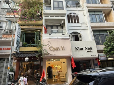 Sang spa nguyên căn giá tốt nhất trung tâm mặt tiền  số 20, đ.bàn cờ, p.3, quận 3, hcm 0