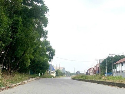 Bán đất mặt tiền suối nhum, linh xuân   thủ đức 0