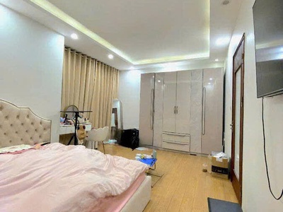 Bán nhà khu vực nguyễn văn cừ - long biên - nhà thoáng sáng - cách ô tô đỗ 10m,nhà dân xây đẹp 3