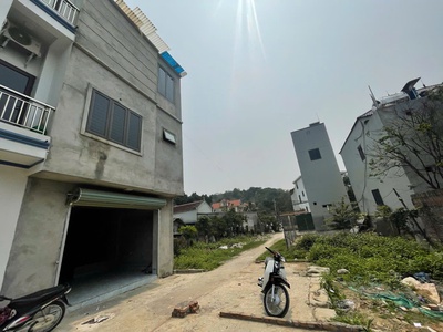 Hơn 2 tỷ có nhà ở ngay tiên phương- chương mỹ  dt: 42,8m full thổ 4