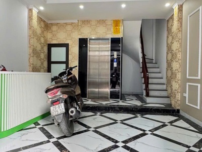 Trung tâm thanh xuân   nhà đẹp 7 tầng   lô góc   thang máy   ô tô đỗ cửa   kinh doanh   ngõ thông 4