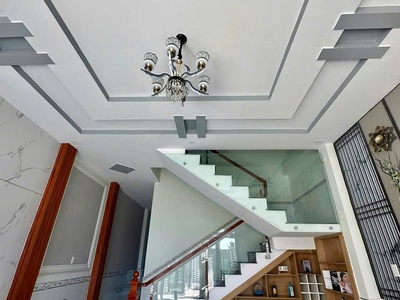Bán nhà trệt lầu 80m2 đông hòa dĩ an. đường trần quang khải. 1