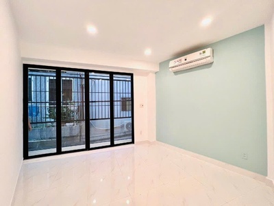 Tin thật,bán gấp nhà mới dt 11x4,4m,sổ hồng riêng, tại p5,bình thạnh 4